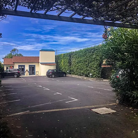 假日公园 克温塔桑塔纳酒店