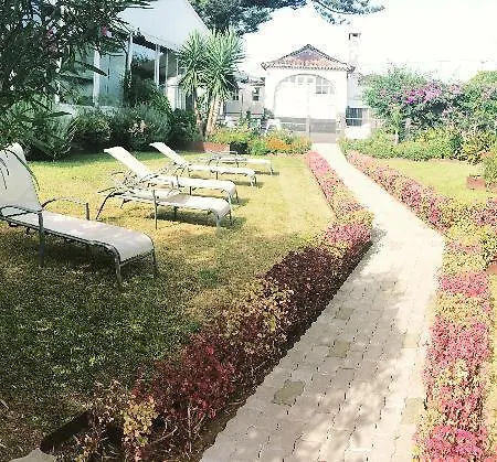 克温塔桑塔纳酒店 假日公园